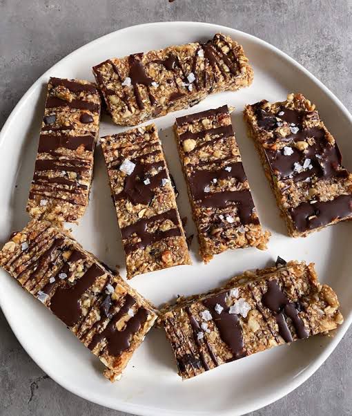 Chocolate Hazelnut Energy Bars